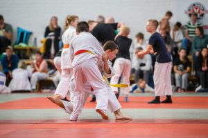 KKJSU9U130015